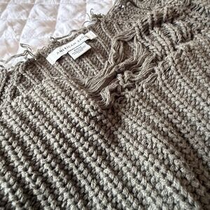 American Eagle women's sweater small cropped, distressed olive green